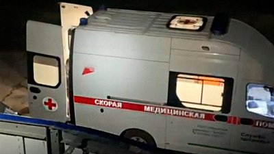 В Троицке женщина упала с балкона на козырек магазина