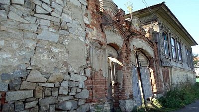 Волонтеры законсервируют усадьбу мельника Рассомахина в Миассе