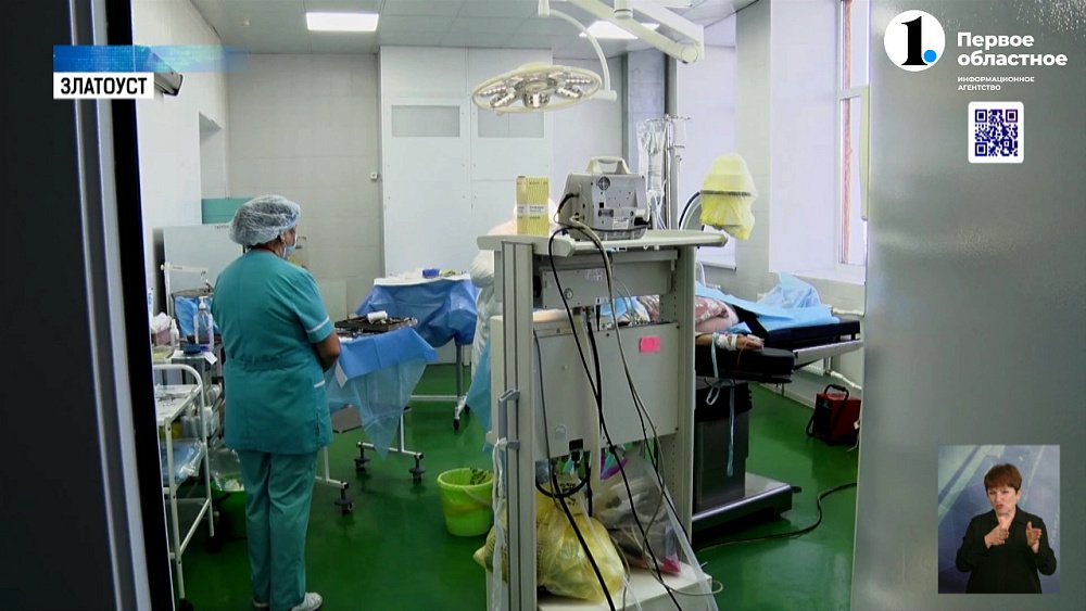 Леонид Полляк проверил травматологию Златоуста