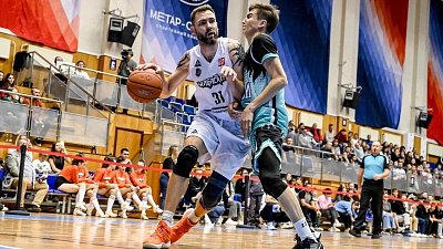 Клуб «Челбаскет» выиграл у соперников из Казахстана и отправился на юг России