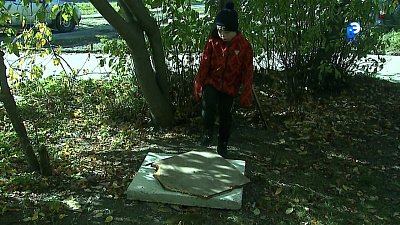 Восьмилетний школьник упал в открытый колодец