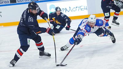 Борис Осипович забросил первую шайбу в КХЛ и помог «Металлургу» выиграть у «Лады»