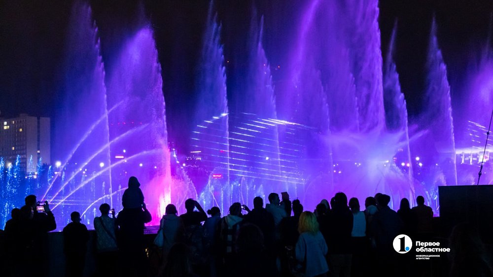 Светомузыкальный фонтан в Челябинске будет работать до 6 октября