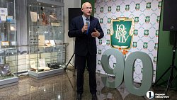 Коньки Скобликовой и хрустального пеликана Иоголевича выставили в музее