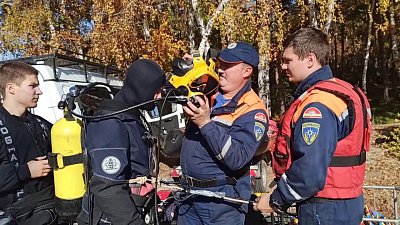 В Челябинске спасатели-водолазы провели тренировку