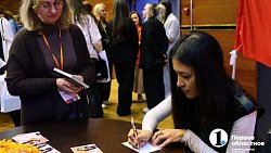 Екатерина Манойло: «Раскаяния в моей книге — посмертный диалог меня с отцом»