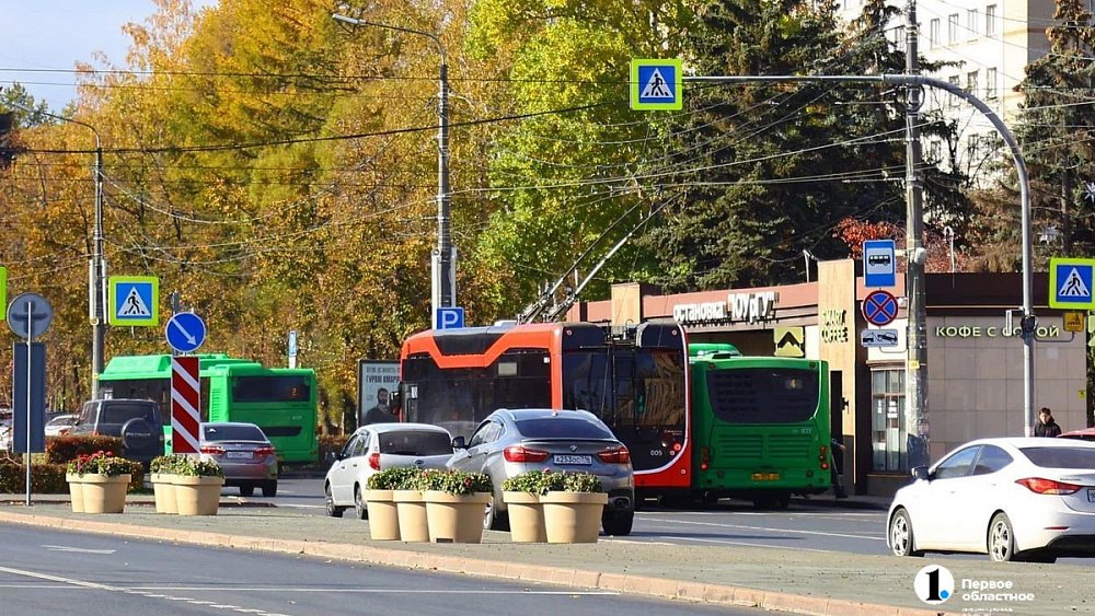 В Челябинске и пригороде с 15 октября изменится стоимость проезда в общественном транспорте