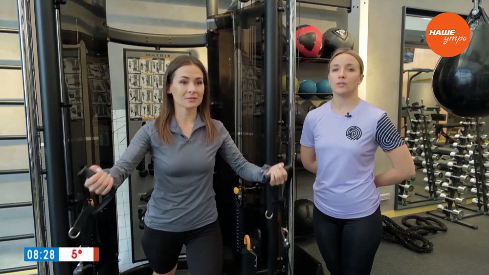 Что такое тренажер «кроссовер», и как правильно его использовать, в рубрике «Тренажерка с КХ»