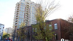 Башни, лифты на улице и старинные крепости: чем удивляют улицы Челябинска