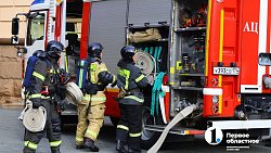 Пожарные машины у ЮУрГУ: спасатели показали, как ликвидируют катастрофу повышенного уровня сложности