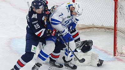 Хоккейный клуб «Металлург» перевернул ход матча с «Динамо» и выиграл 5:3