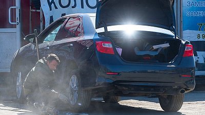 В Челябинске начался сезон очередей на шиномонтаж