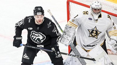 Дубль Александра Кадейкина принес победу «Трактору» над «Адмиралом» в чемпионате КХЛ