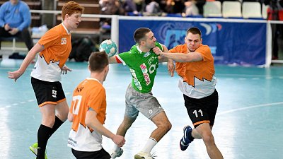 Гандбольный клуб «Динамо-Сунгуль» вырвал победу у «Каустика» в Суперлиге