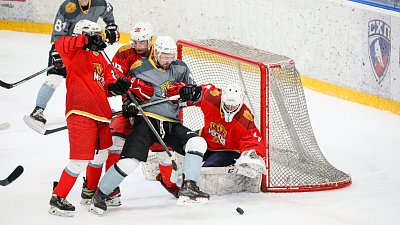 Команда «Урал» выиграла Кубок открытия Студенческой хоккейной лиги