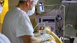 В Челябинске провели переливание крови младенцу, который еще не родился