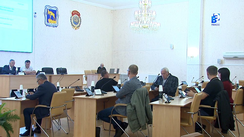 Вопросы депутатских комиссий по законности и городскому хозяйству