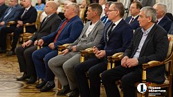 Алексей Текслер вручил награды южноуральцам