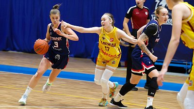 Баскетболистки клуба «Металлург» разошлись миром с «Надеждой‑2» в Высшей лиге