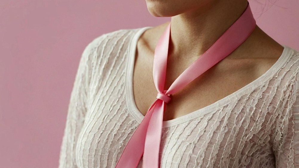 Какие симптомы указывают на рак груди