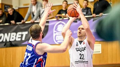 Баскетбольный клуб «Челбаскет» уверенно разобрался с тамбовскими «волками» в Суперлиге