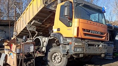 В Миассе ремонт грузовика закончился трагедией