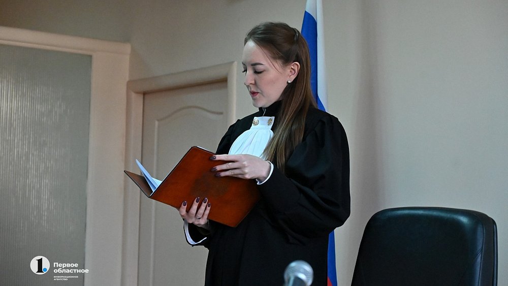 С экс-чиновника в Троицке взыскали 1 млн за проданную служебную квартиру