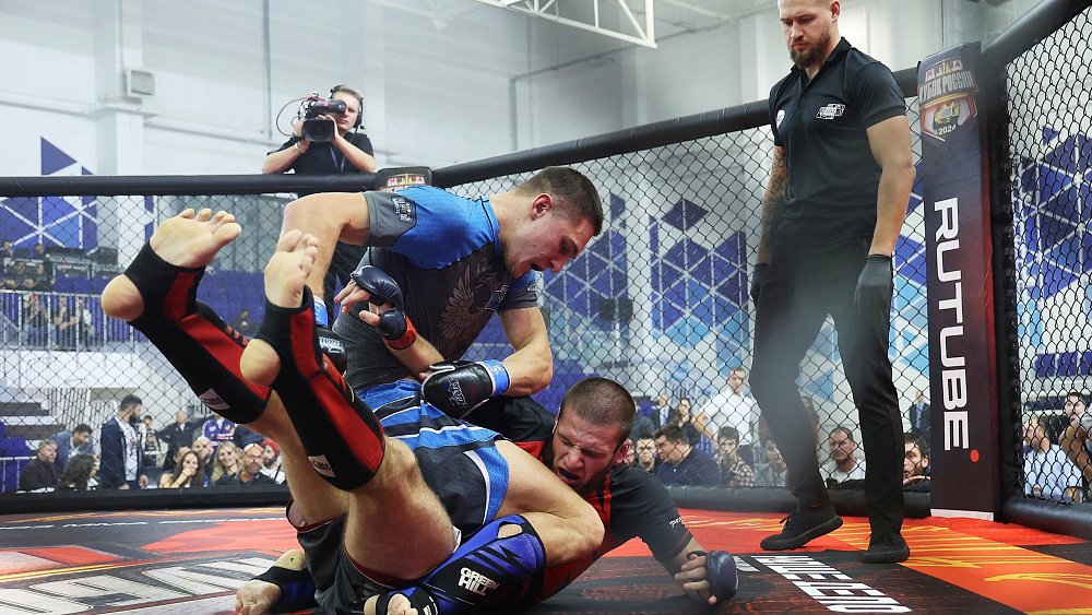 Челябинские бойцы завоевали две медали на Кубке России по ММА