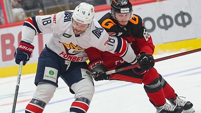 Хоккейный клуб «Металлург» в овертайме уступил «Авангарду» в Омске