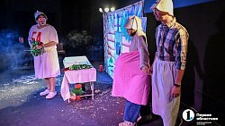 «Иди в баню»: дуэт NEBOLET представил новую постановку