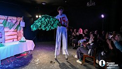 «Иди в баню»: дуэт NEBOLET представил новую постановку