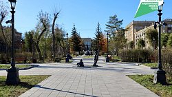 В магнитогорском парке установили скульптуру «Счастливые»