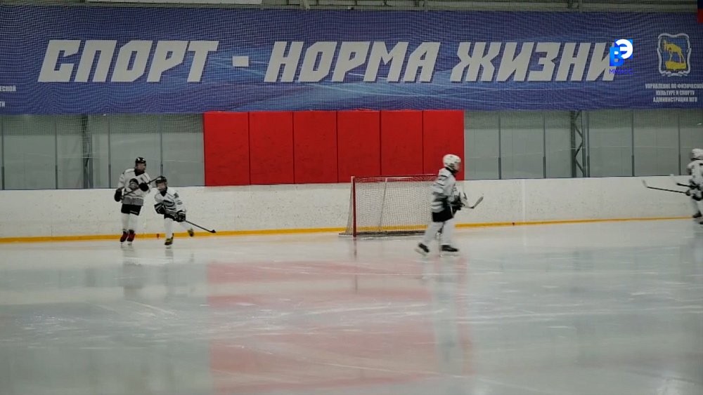 Южноуральские хоккеисты открывают зимний сезон