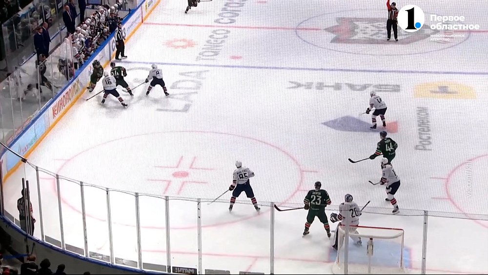 «Металлург» уступил «Ак Барсу» на игре в Казани