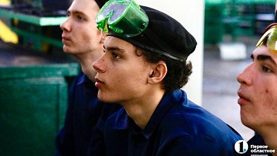 Жестами можно передать любые эмоции: сурдопереводчики из Челябинска о своей работе