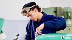 Жестами можно передать любые эмоции: сурдопереводчики из Челябинска о своей работе