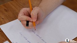 Жестами можно передать любые эмоции: сурдопереводчики из Челябинска о своей работе