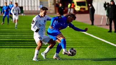 Футбольный клуб «Челябинск» сенсационно проиграл на своем поле «Сибири»