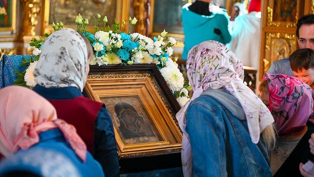 День Казанской иконы Божией Матери отмечают православные 4 ноября