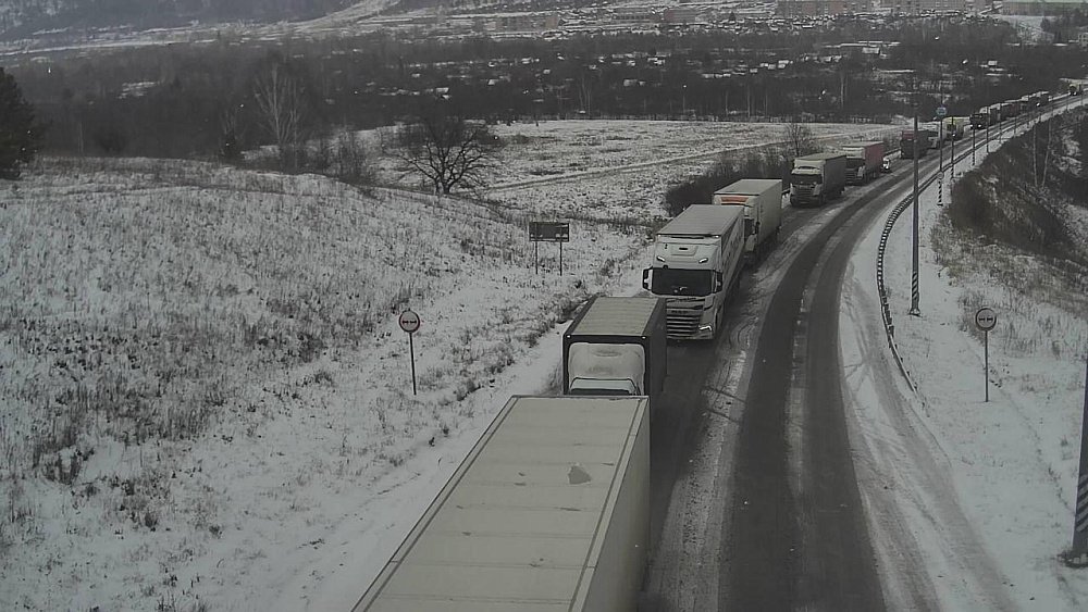 На трассе М‑5 в Челябинской области сохраняются многокилометровые пробки