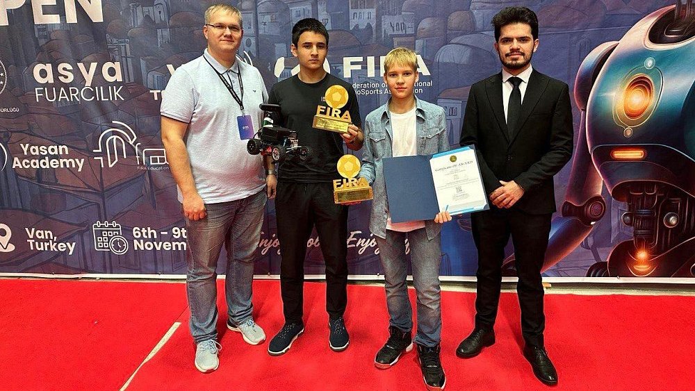 Челябинские школьники стали призерами Кубка Евразии по робототехнике