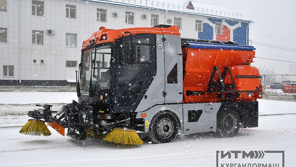 В Челябинске создали первый отечественный прототип коммунальной машины с ИИ