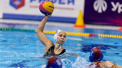 Ватерпольная команда «Динамо‑Уралочка» двумя победами поздравила себя с 39‑летием