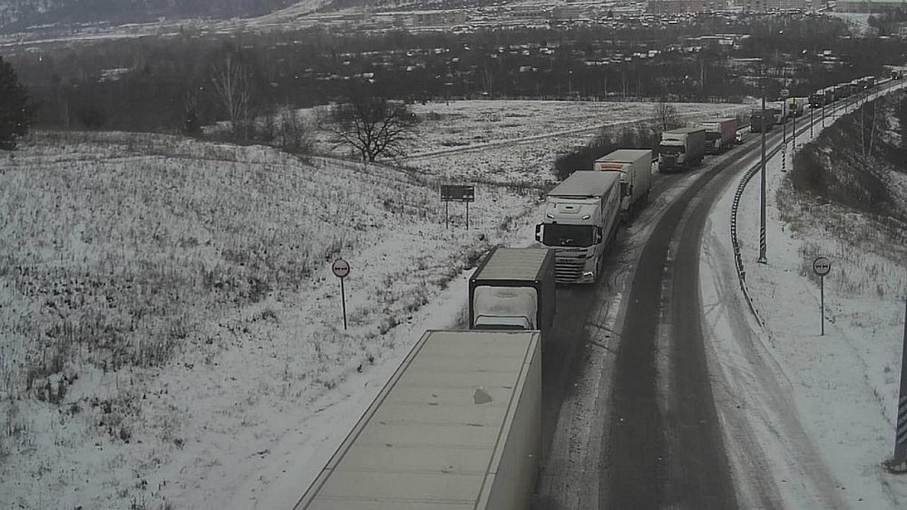В Упрдор «Южный Урал» рассказали, куда звонить, если застрял на трассе в снегопад