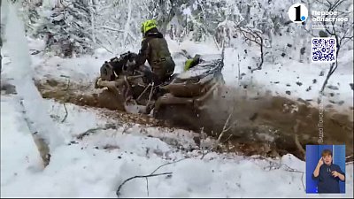 Спасатели помогли туристам в горной местности
