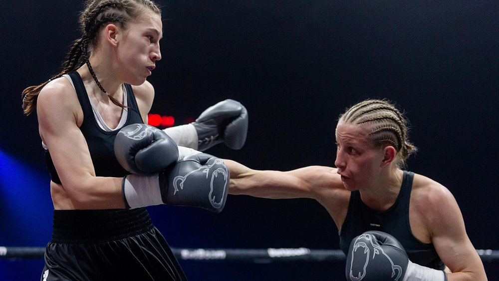 Бить будут сильно: челябинские боксеры хотят удивить зрителей в «Битве на Урале»