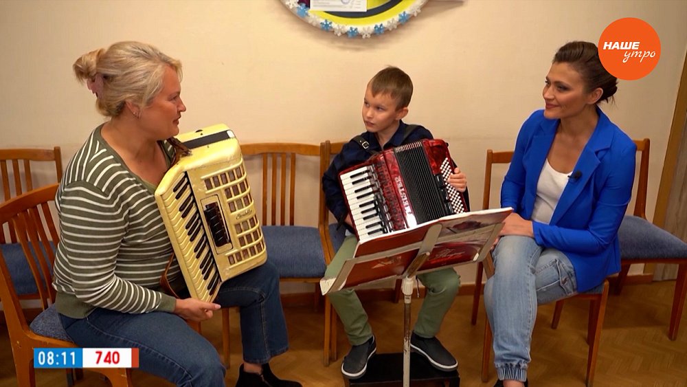 Берём в руки аккордеон в рубрике «Мама одобрила»