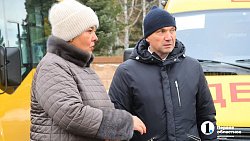 Дорога в школу станет проще: города и районы Челябинской области получили 49 школьных автобусов