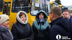 Дорога в школу станет проще: города и районы Челябинской области получили 49 школьных автобусов