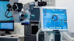 Горбольница Златоуста получила новую технику для замены хрусталика при катаракте